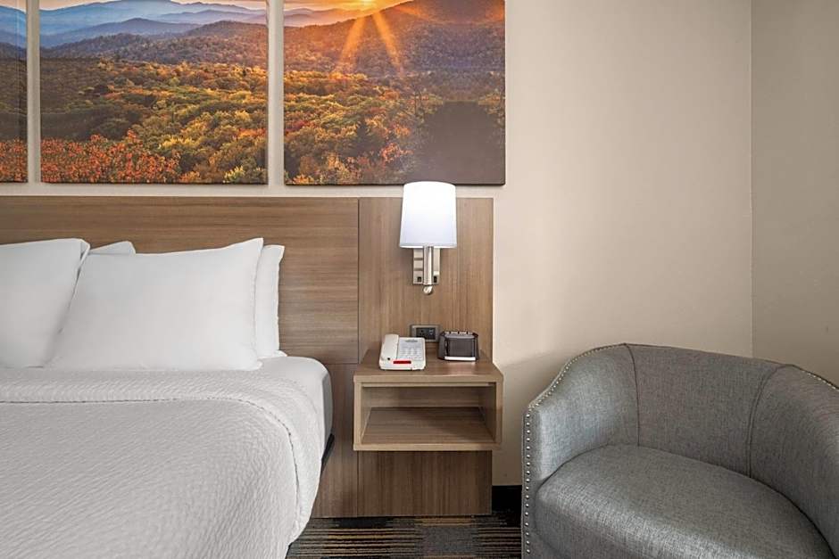 Days Inn by Wyndham Canton