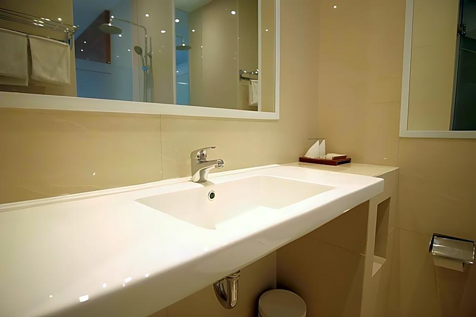 Sunwood Arianz Hotel managed by BENCOOLEN