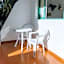 Central location in a great complex with 300mbps internet