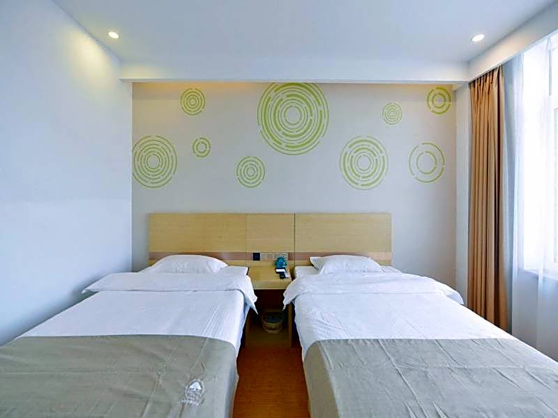 GreenTree Inn Dalian Dalian North Railway Station Express Hotel