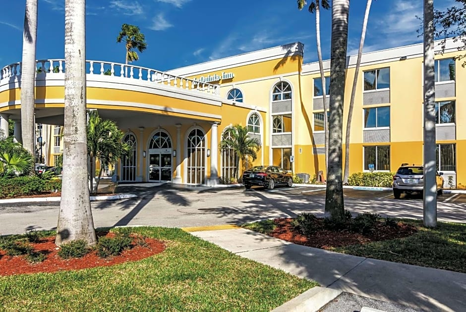 La Quinta Inn & Suites by Wyndham Jupiter