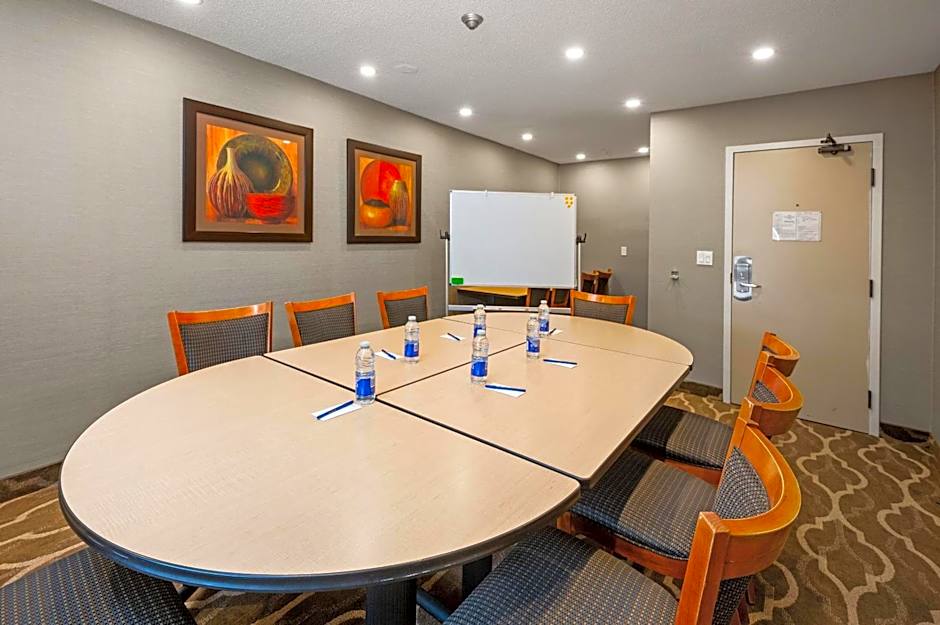 Comfort Inn St. Thomas