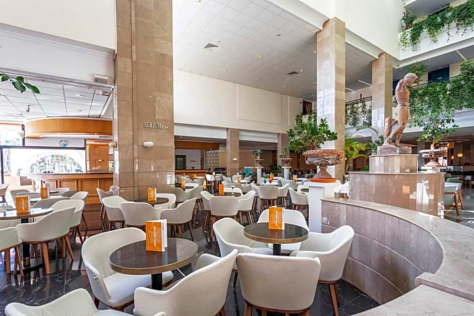 Louis Phaethon Beach