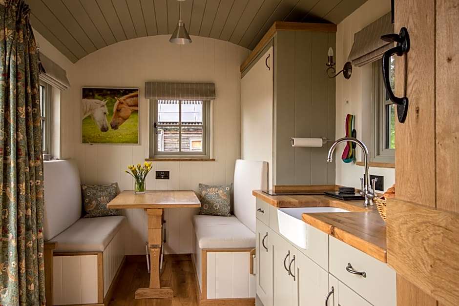 Luxury Shepherds Hut