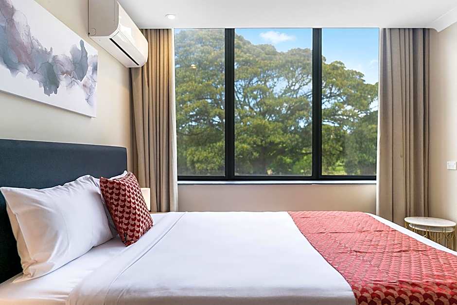 Breakfree on Broadway Sydney