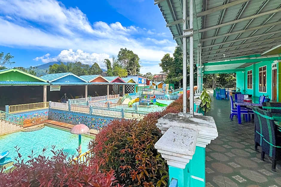 RedDoorz @ Villa Waterfun Favour Pagar Alam