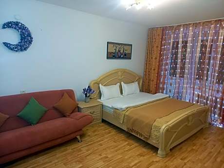 N122 Две большие кровати Солнечный лучик Mr.HOUSE