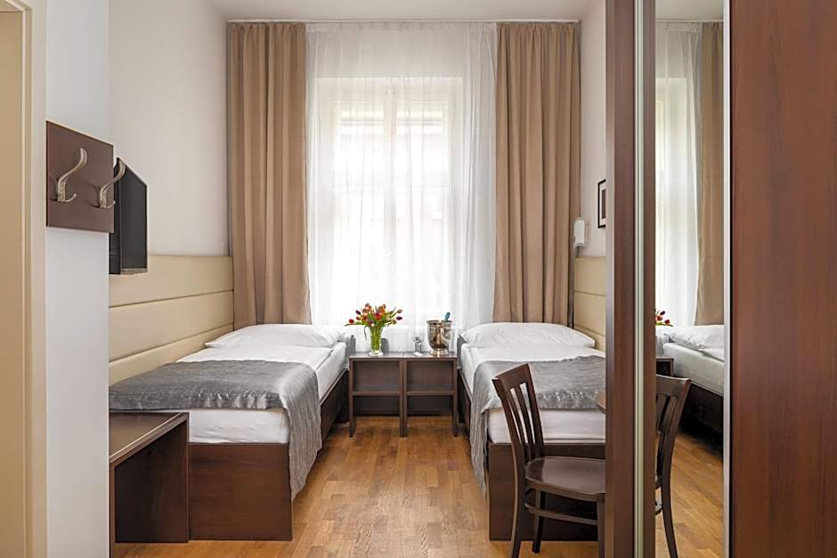 Hotel Unique