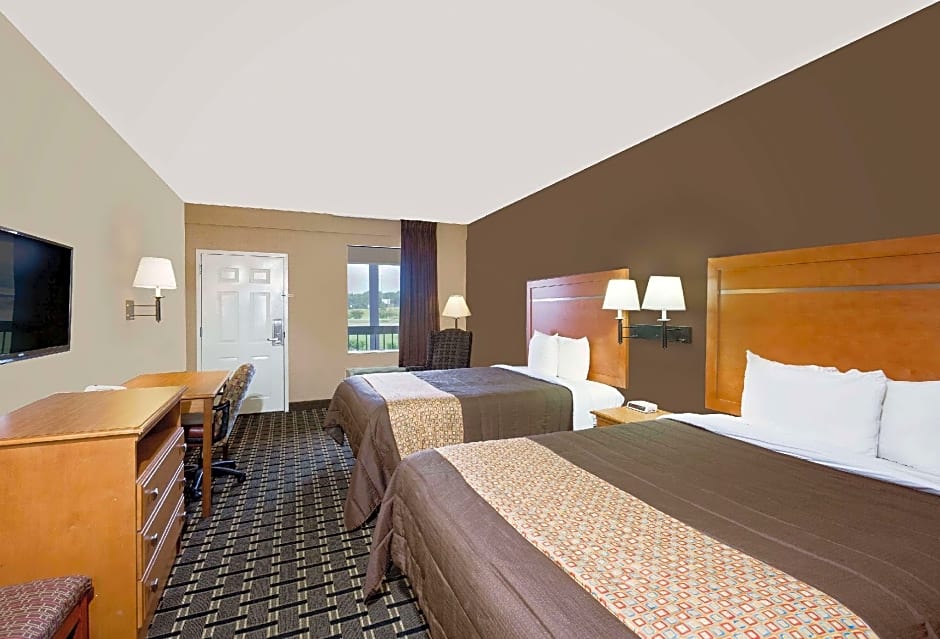 Days Inn by Wyndham Columbus