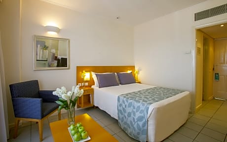 JUNIOR SUITE SEA VIEW MY FAVORITE CLUB 3 ADULTS