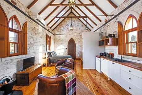 Wilgowrah Church - Wilgowrah - A Country Escape