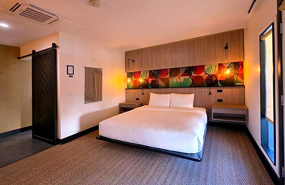 Mahala - 21 and Over - A Town & Desert Boutique Hotel