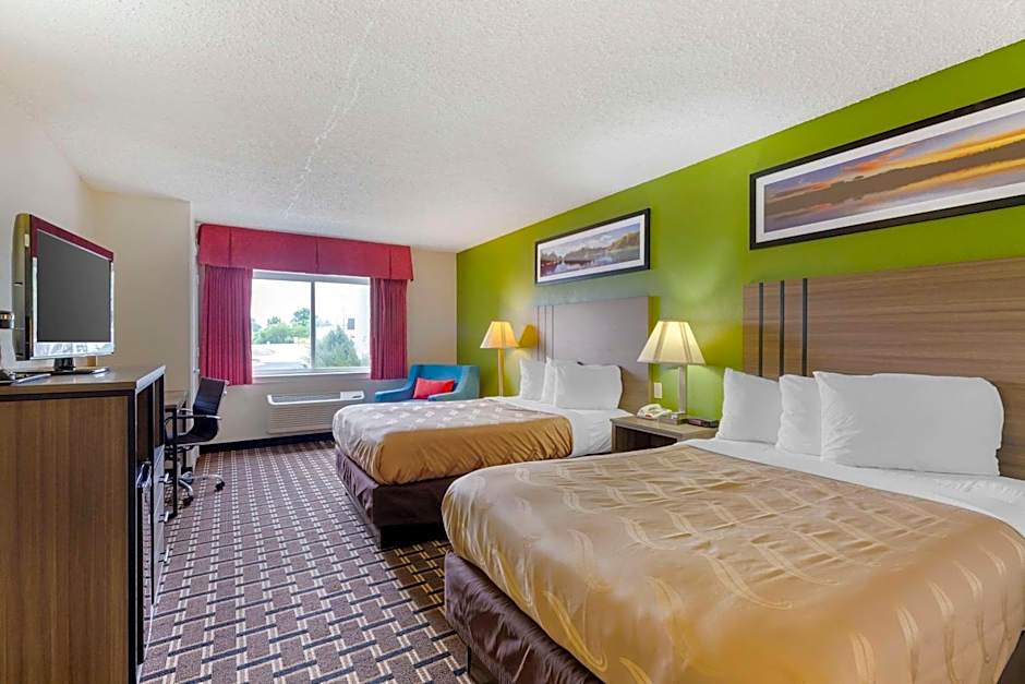 Quality Inn Huron