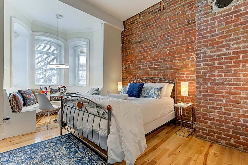 Le 555 Hébergements touristiques