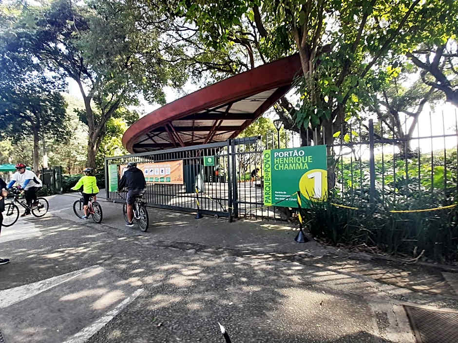 INCRIVEL Flat proximo Shoppings JK e Vila Olimpia