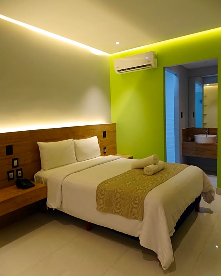 Hotel Kavia Plus