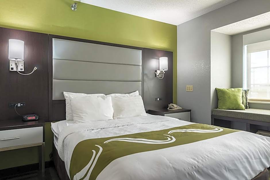 Quality Inn Grove City