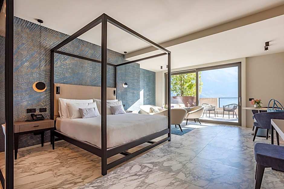 EALA My Lakeside Dream - Adults Friendly