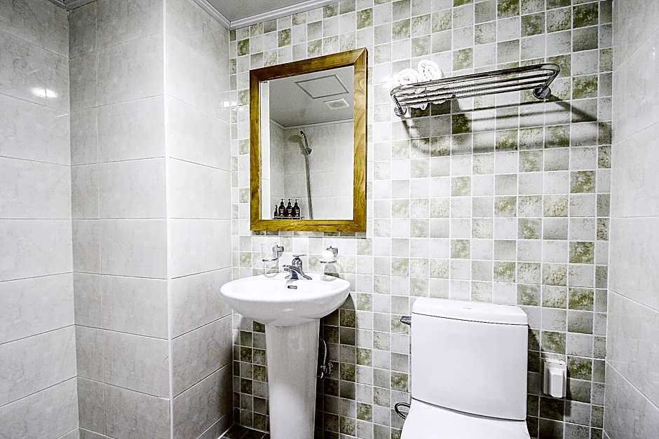 Dorcas Tourist Hostel