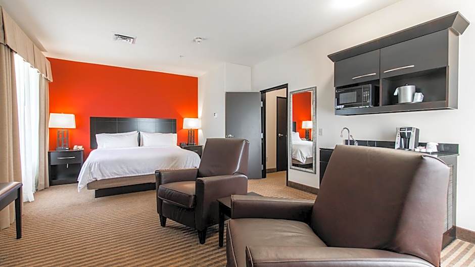 Holiday Inn Express & Suites Oklahoma City NW - Quail Springs By IHG