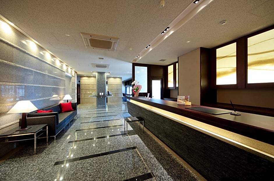 Tsuruga Manten Hotel Ekimae