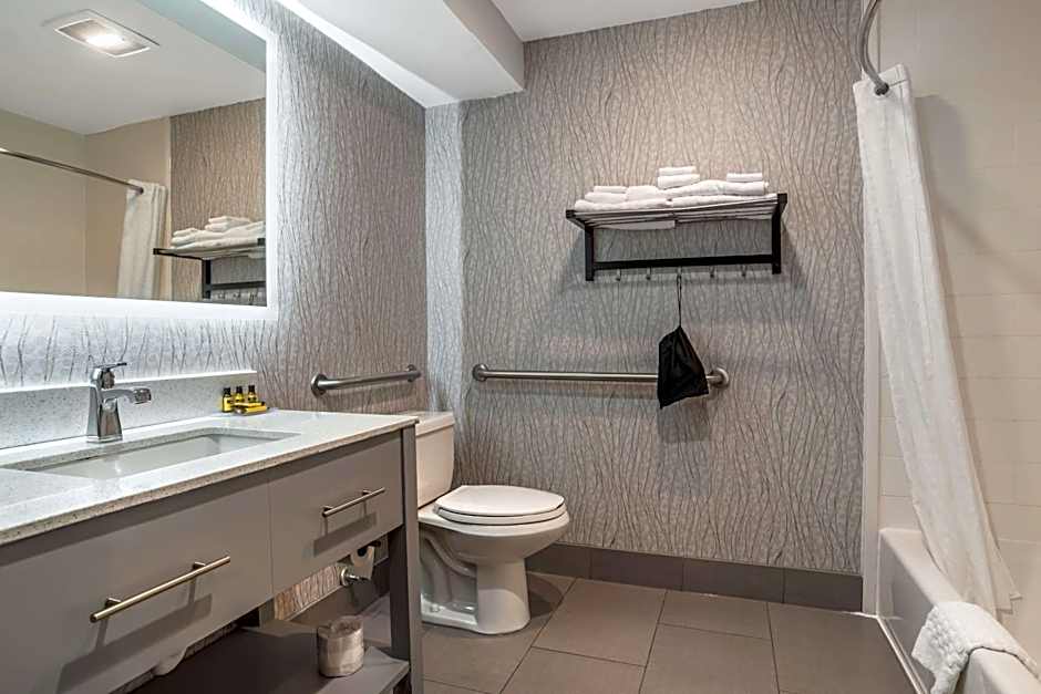 Best Western Plus Jackson Downtown-Coliseum