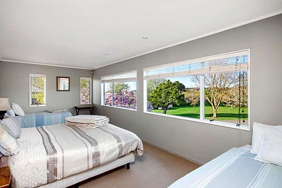 Maxwell's Golf Retreat