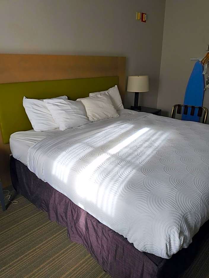 Country Inn & Suites by Radisson, Green Bay, WI