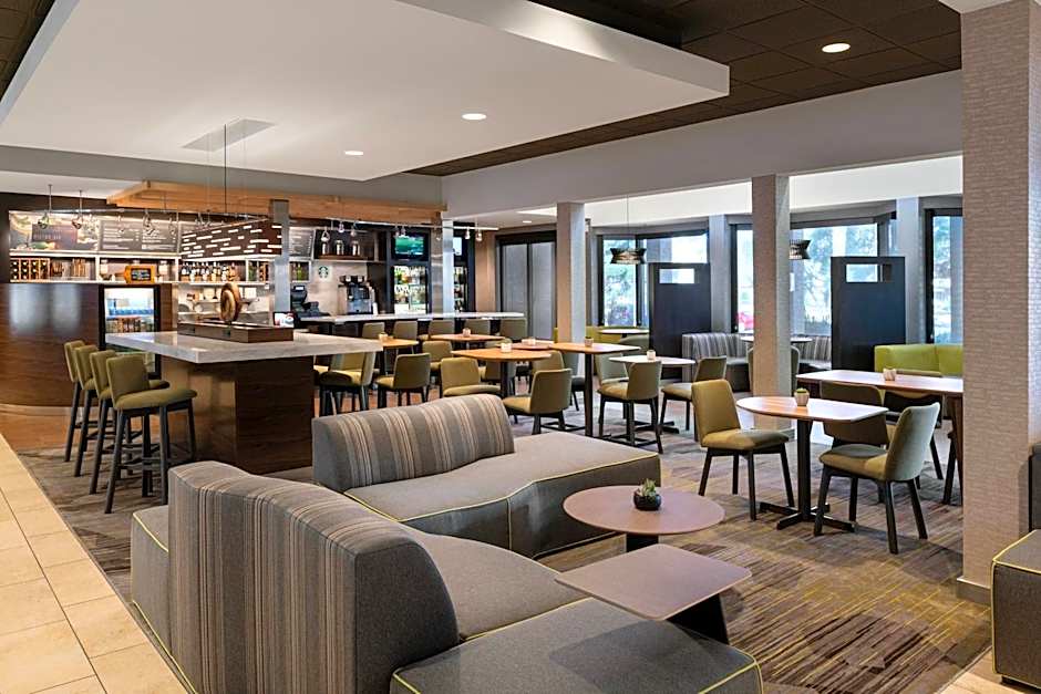 Courtyard by Marriott Las Vegas Convention Center