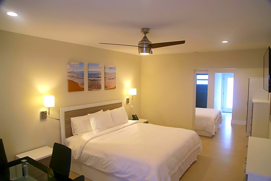 Diane Oceanfront Suites