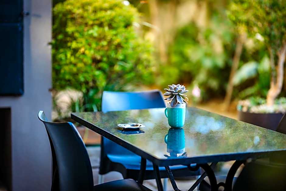 17onWellington Suites