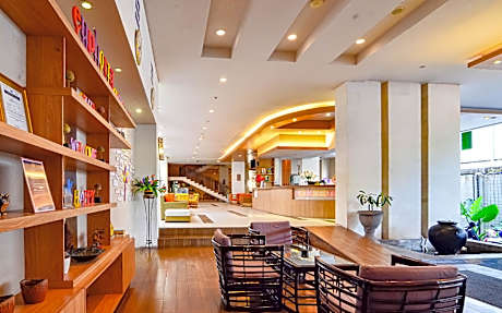 Euphoria Hotel