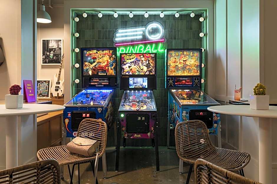 Moxy Memphis Downtown