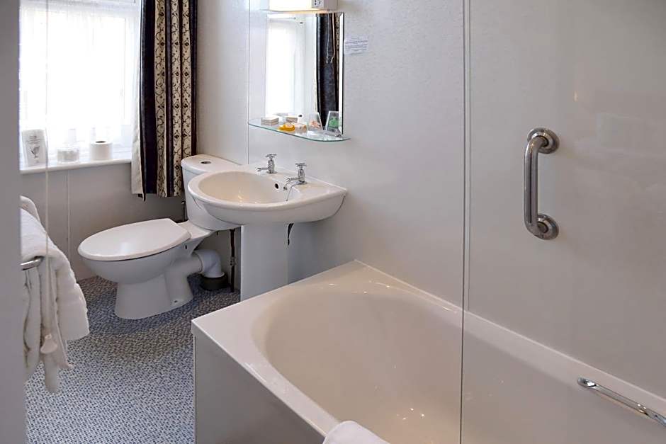 Saxonville Hotel