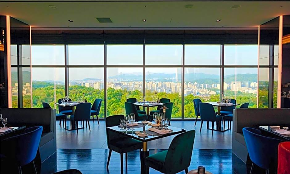 DoubleTree By Hilton Seoul Pangyo