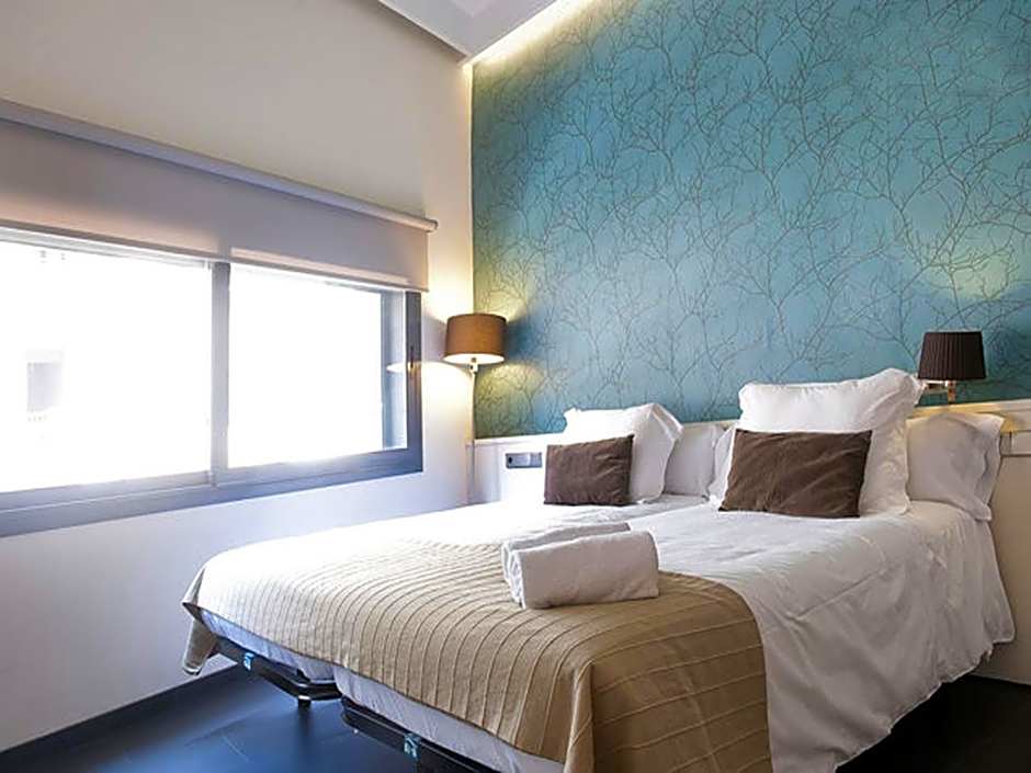 Barcelona Fifteen central Aparthotel