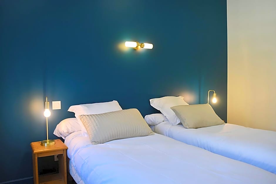 Hôtel et appartements les platanes