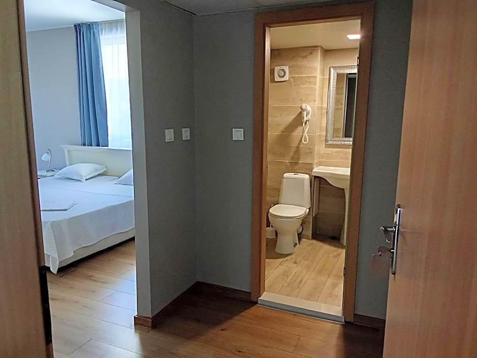 Alekta Hotel - Free Parking