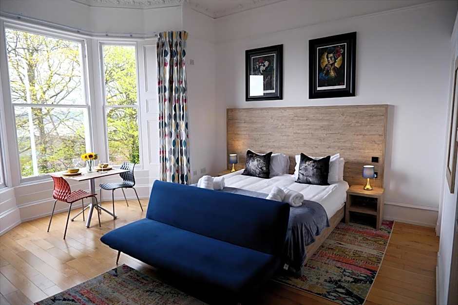 Photo 1 of 11 of 1 King Bed Suite, Sea View