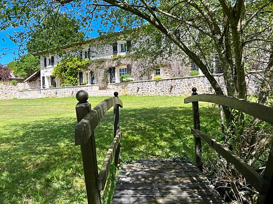 Domaine de Brise Bois - Chambres & Gîtes