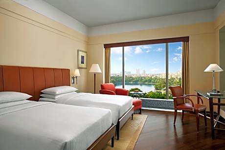 Twin Room with Pool View