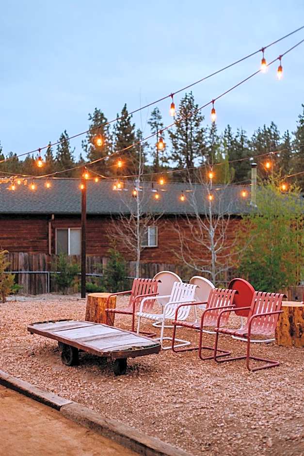 Noon Lodge