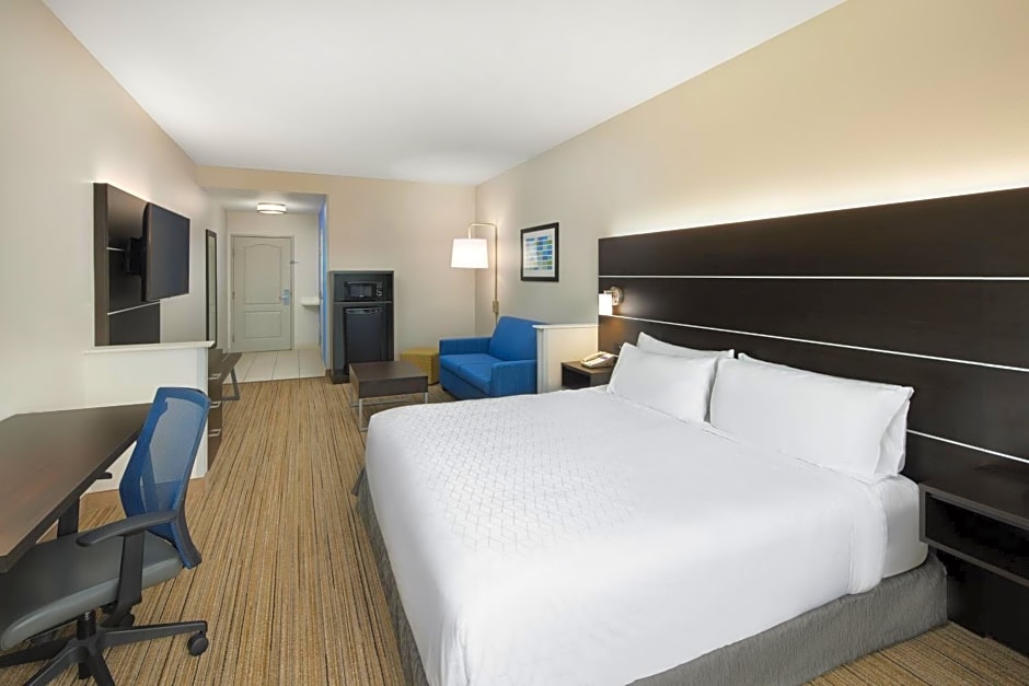 Holiday Inn Express Hotel & Suites Valdosta Southeast