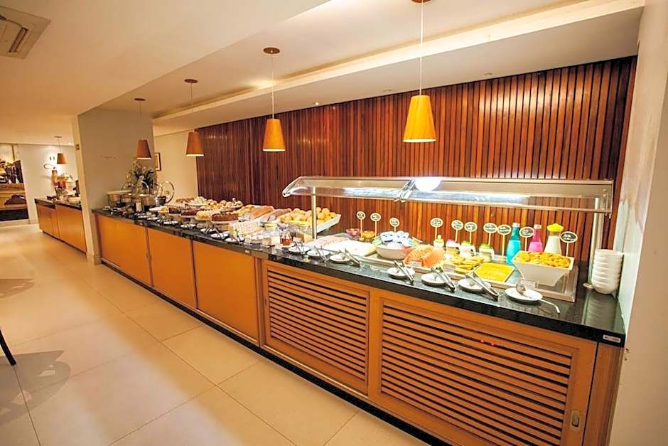 Ibis Styles Belem Hangar