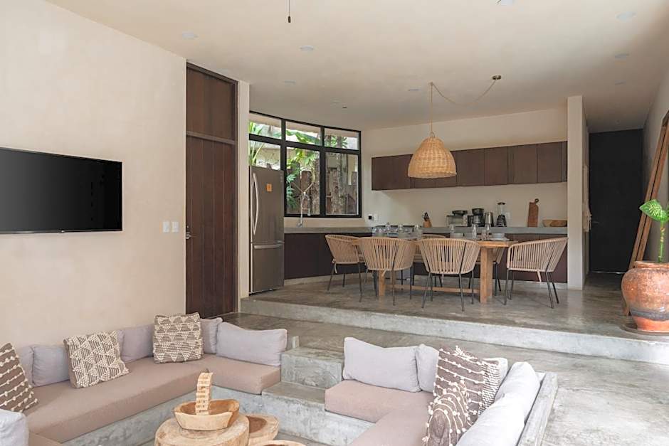2 Tropical Bohemian Villas-2 Priv Pool-BBQ 3A-3B
