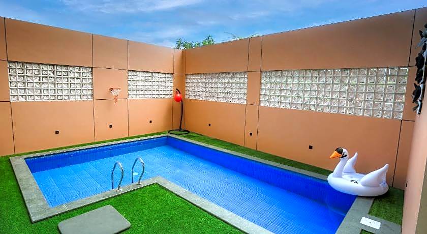 The Horizontal Hotel Pacitan