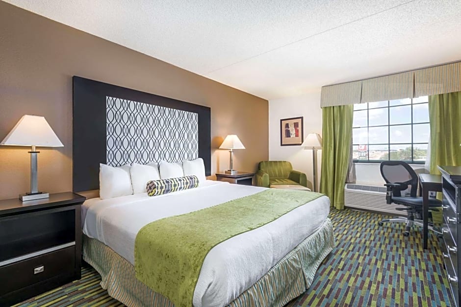 Wyndham Garden Wichita Downtown