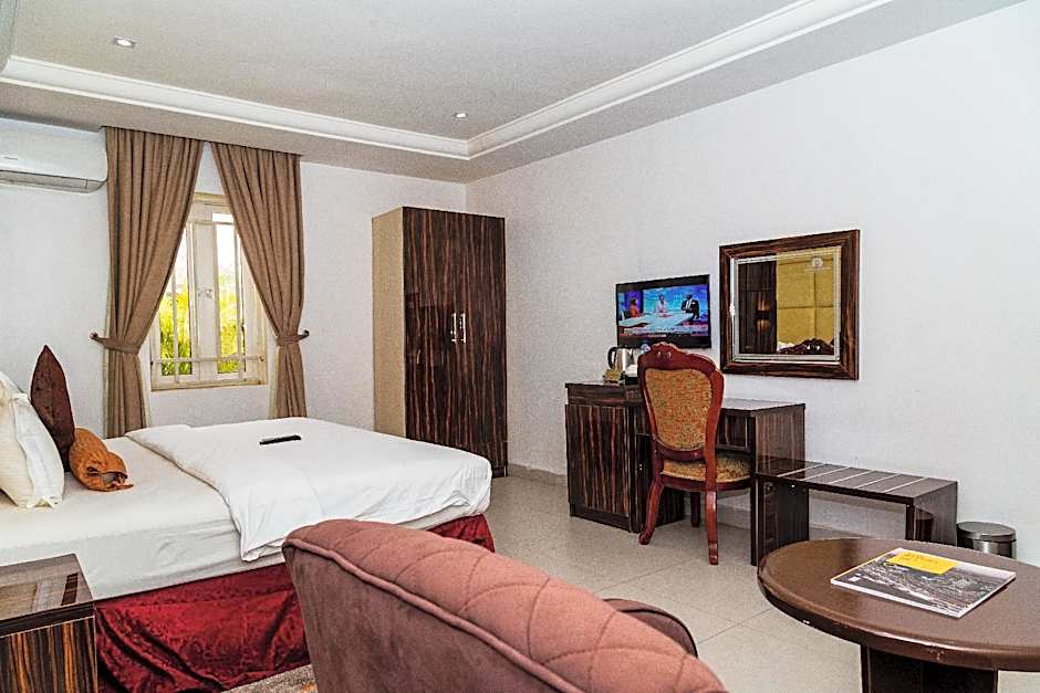 Pennsylvania Avenue Hotel