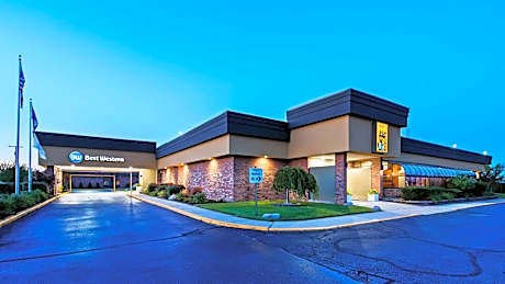 Best Western Woodhaven Inn