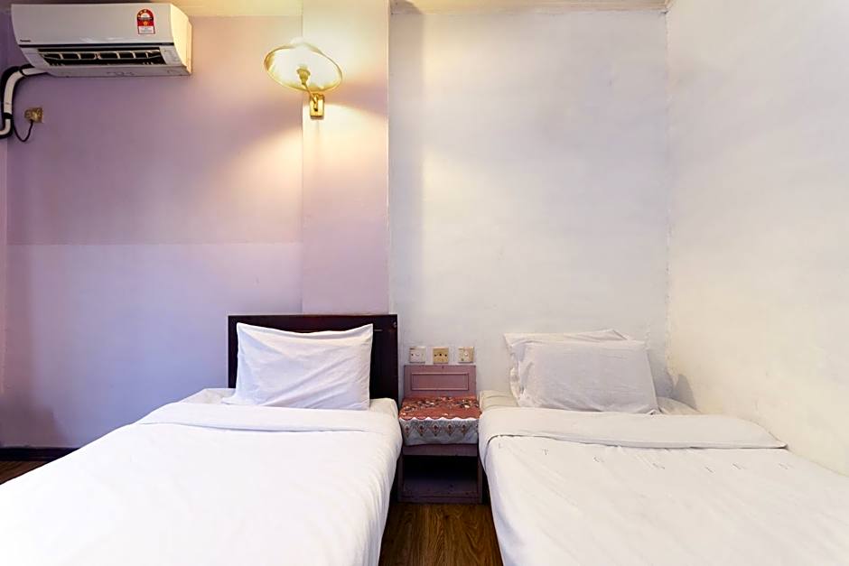 OYO 89625 Bilton Inn